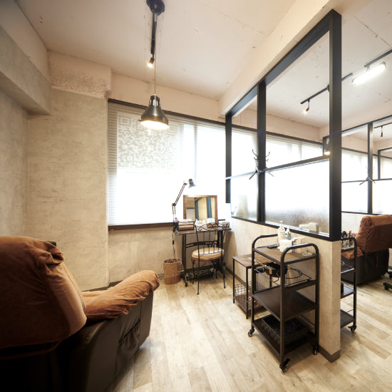 まつ毛パーマサロン,ローヤルビューティーセンターの施術ブース画像